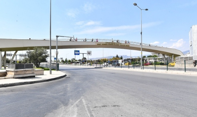 Konak’taki yaya üst geçidinde bakım çalışmaları başlıyor