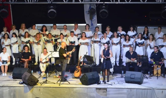 Mübadele Korosu Bergama Asklepion Antik Tiyatro’da Sahne Aldı