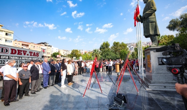 Zafer Bayramı’nın 100’üncü yılı Bayraklı’da da kutlandı