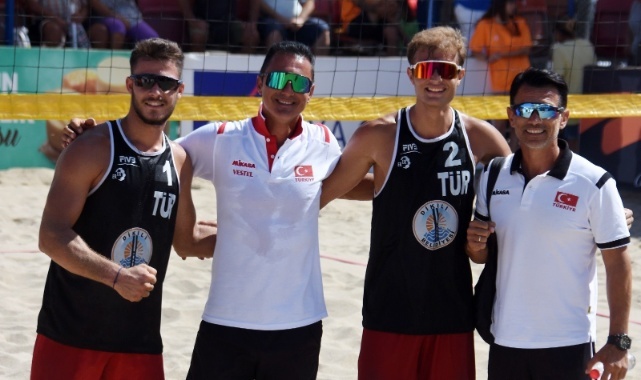 Alkışlar Kesgin-Kaplan ikilisine