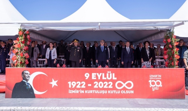 Başkan Soyer: Cumhuriyet’in ikinci yüzyılında el ele daha güzel bir memleket inşa edeceğiz