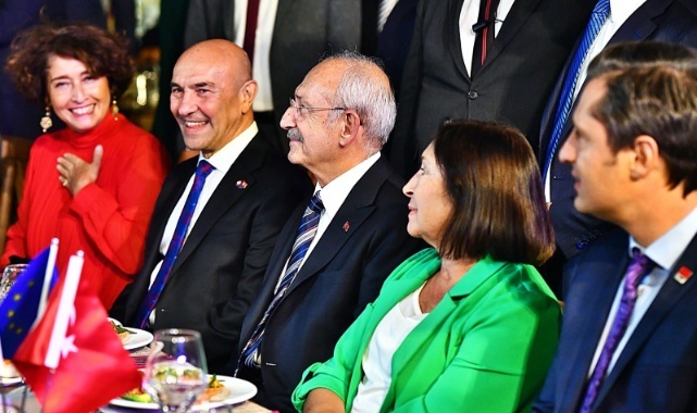 Başkan Soyer: “Ödülü 4,5 milyon İzmirli adına alıyorum”