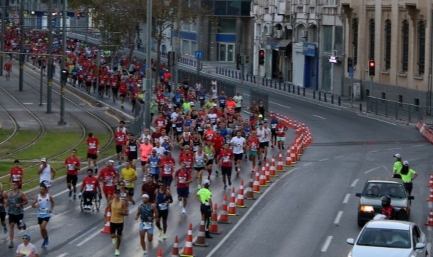 İzmir maratonunu Bursalı ve İstanbullu kazandı
