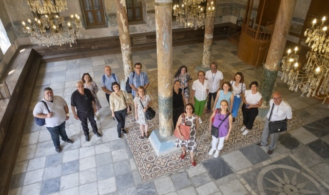 İzmir yine tarihe not düştü