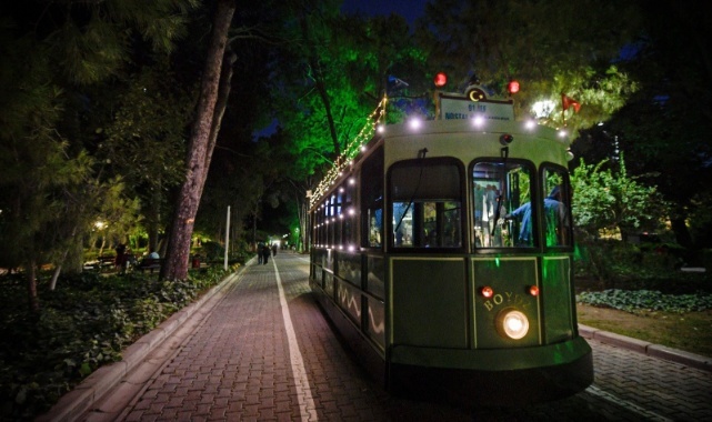“Nostaljik Tramvay” fuar ziyaretçilerini geçmişe götürüyor