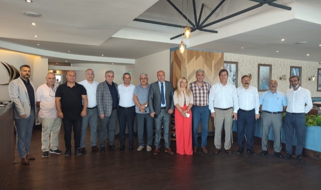 Türk-İş İzmir Bölge Temsilcisi Çakmak: Zam yaparak işçimizi mutlu edemeyiz