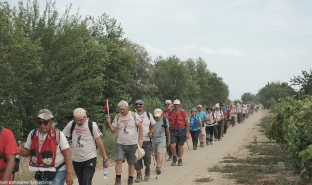 Zafer Kafilesi Salihli’ye vardı