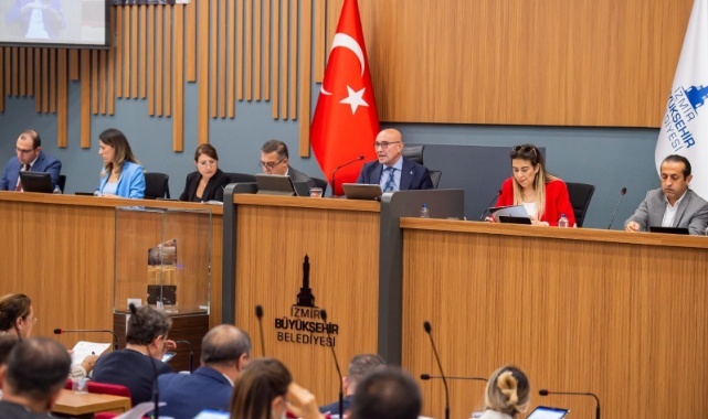 Başkan Soyer Bakanlığı plandan vazgeçmeye çağırdı