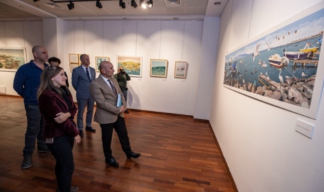 Başkan Soyer Doğanın Özü Sergisi’ni ziyaret etti