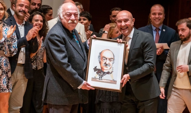 Başkan Soyer: Tiyatronun özgürce yapıldığı bir memleket kurulacak