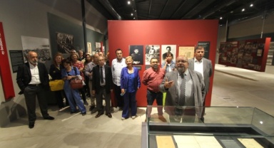 Başkan Tugay Gazetecilere "Çatı Bostanlı'yı" Tanıttı