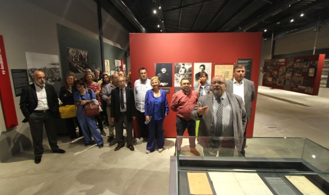 Başkan Tugay Gazetecilere &quot;Çatı Bostanlı&#039;yı&quot; Tanıttı