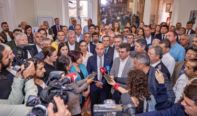 ​CHP&#039;li Büyükşehir Meclis Grubu&#039;ndan Başkan Soyer&#039;e destek