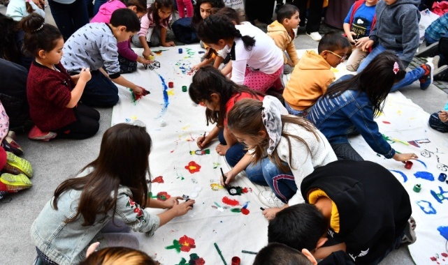 Ben çocuğum haklarımla varım!