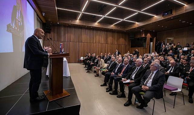 “Bu kongre ile yüz yıllık Cumhuriyet mirasına sahip çıkıyoruz”