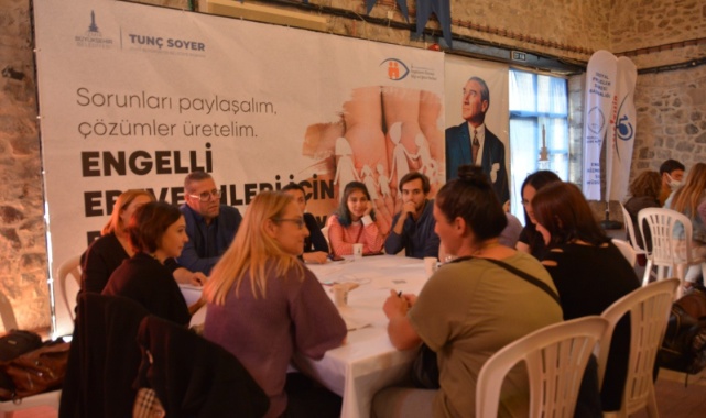 Engelli ebeveynleri için panel ve çalıştay yapıldı