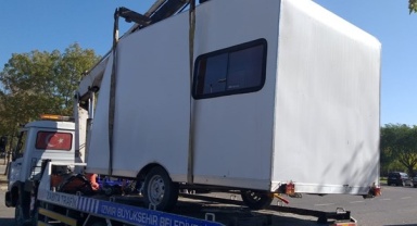 İnciraltı Kent Ormanı’ndaki karavanlar kaldırıldı