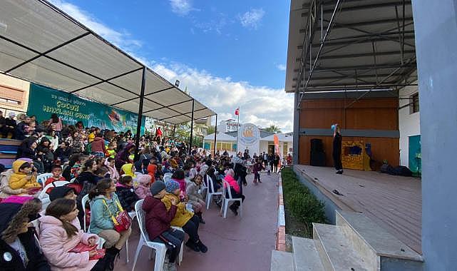 İzmir’de Çocuk Hakları Günü unutulmadı