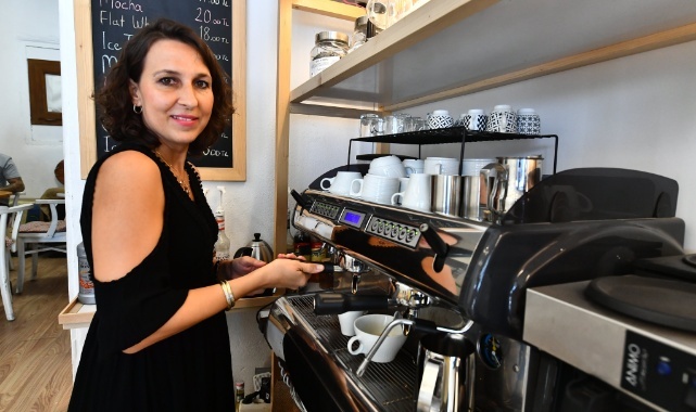 İzmir’in gözde baristaları Meslek Fabrikası’ndan çıkıyor