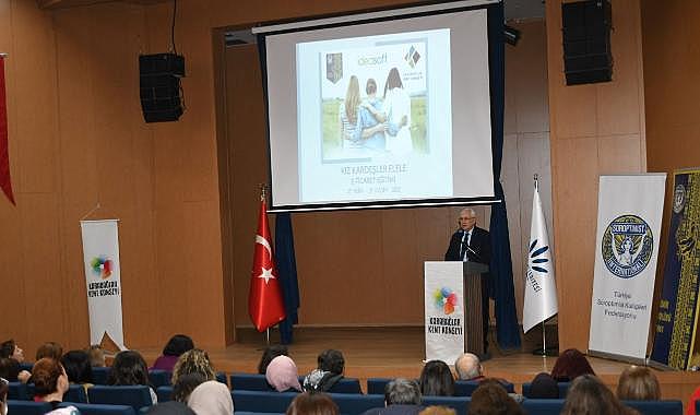 Karabağlar&#039;da Kadınlar &quot;e-ticareti&quot; öğrendi