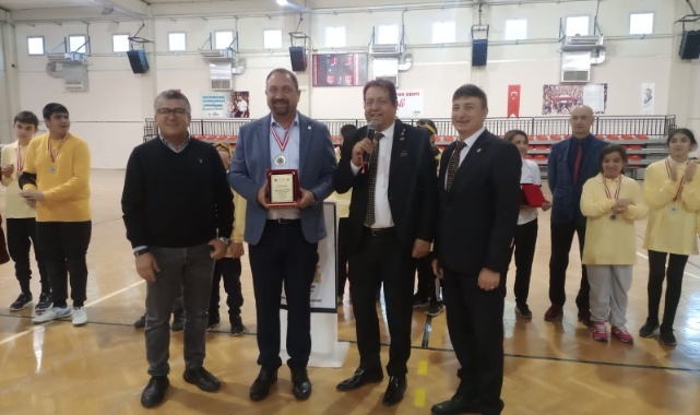 Lions Kulüpleri ve Çiğli Belediyesinin ortak etkinliği…GOALLBALL