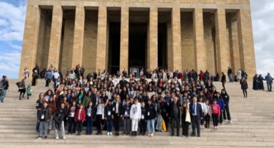 Öğrenciler 21. Kez Ata'sının Huzurunda...