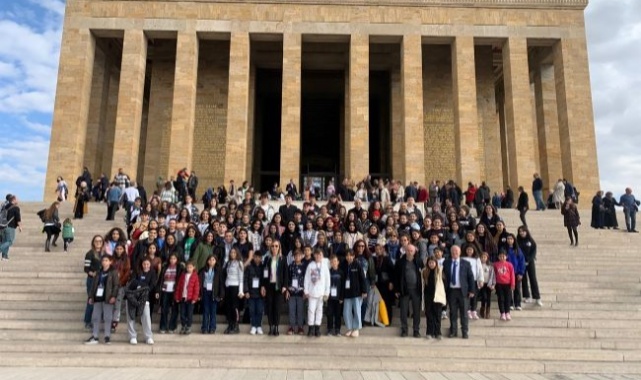 Öğrenciler 21. Kez Ata&#039;sının Huzurunda...