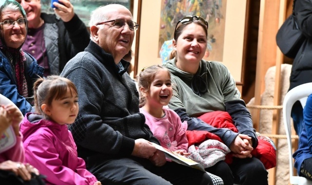 Zeytini merkezine alan ilk çocuk festivali İzmir’de yapıldı