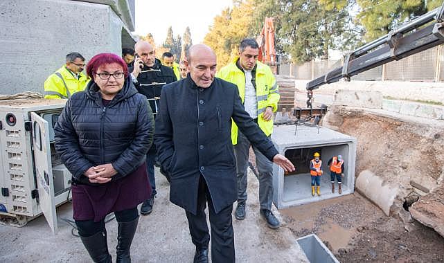 Başkan Soyer Buca&#039;da yağmur suyu ayrıştırma projesini inceledi