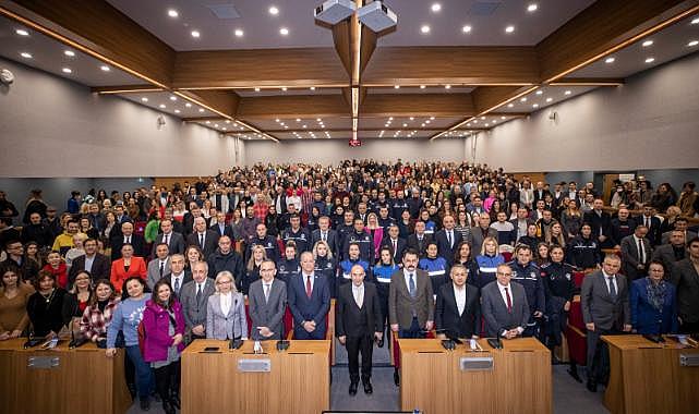 Başkan Soyer personelin yeni yılını kutladı &quot;İzmir Türkiye&#039;nin gelecekteki umududur&quot;