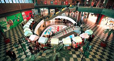 Bayraklılı kadınlardan yılbaşı kermesi