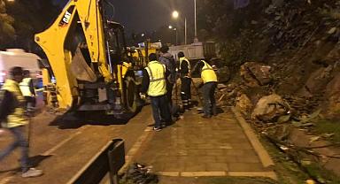 Büyükşehir ekipleri Altınyol’da çalışmalarını sürdürüyor