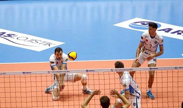 Arkas Spor, avantaj yitirdi