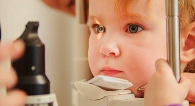 Çocuklarda ve yenidoğanlarda göz tansiyonu görülebilir dikkatli olunmalı 