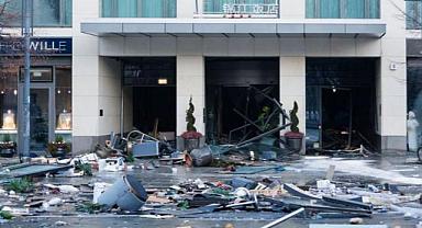 Dev akvaryum patladı: İçinde 1500 tropik balık vardı