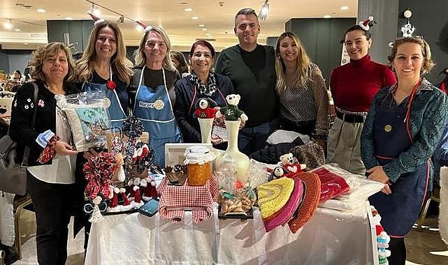 Dokuz Eylül Rotary’den burs kermesi