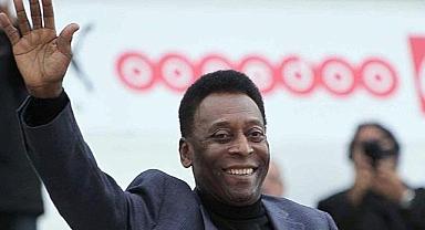Dünyaca ünlü eski futbolcu Pele Kansere yenildi!
