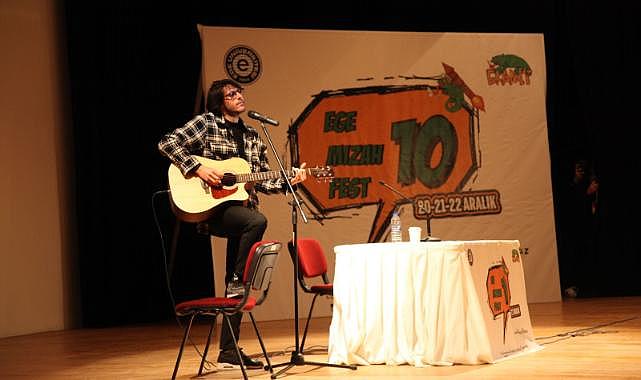 Ege Mizah Fest birbirinden ünlü isimleri ağırladı