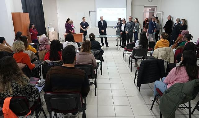 Ege Üniversitesinde, Türkiye’nin dört bir yanından hemşire ve teknikerlere eğitim veriliyor