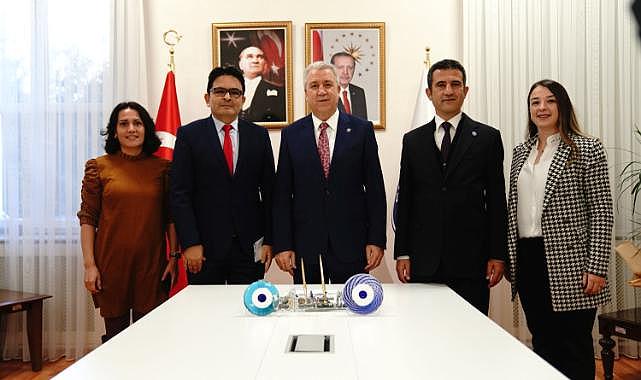 Egeli bilim insanı Doç. Dr. Ekşi’den sağlık çalışanlarına ve saldırgan hastaların fiziksel kısıtlanmasına rehberlik edecek proje