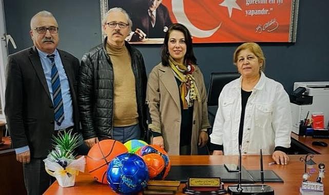 En çok atık pil toplayan Zafer İlkokulu’na ödül 