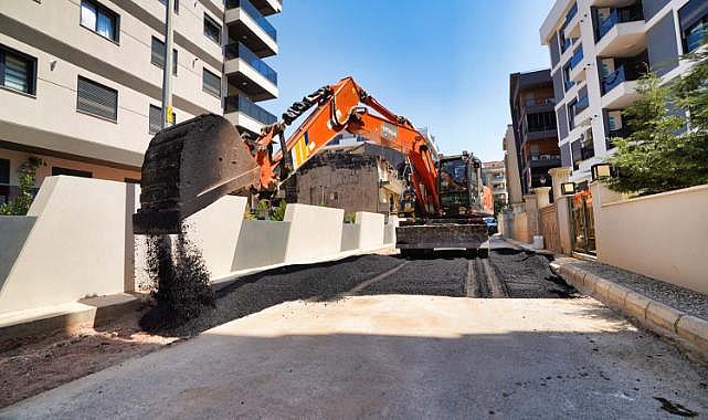 Gaziemir’in yolları yenileniyor