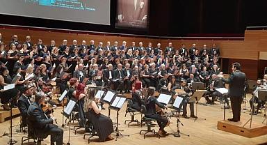 İzmirli bestekarlar şarkıları ile anıldı