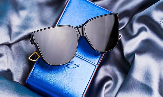 Kışın Migren Krizini Güneş Gözlüğü İle Engelleyin