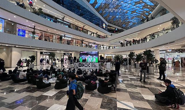 Kripto fenomenleri ödüllü PlayStation turnuvasında buluştu