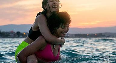 Netflix’in en çok izlenen filmi The Swimmers’ın çekimleri İzmir’de yapıldı