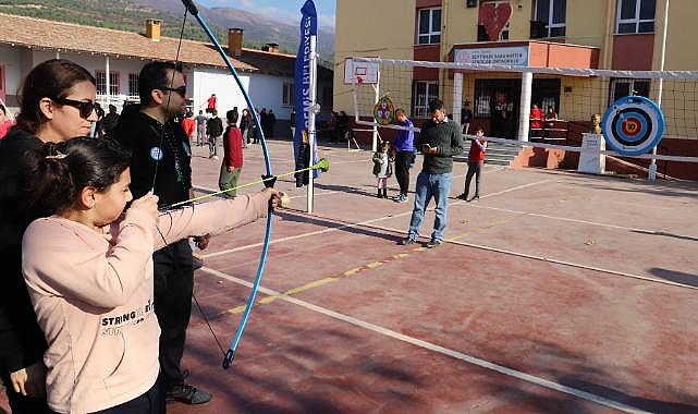 Ödemiş Belediyesi’nin 7’den 70’e herkese hitap eden etkinlikleri Gölcük’ten başladı 