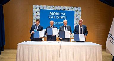 “Örgütlenmeyle Karabağlar’ın alın teri sel olup akacak”