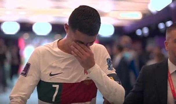 Ronaldo hüngür hüngür ağladı