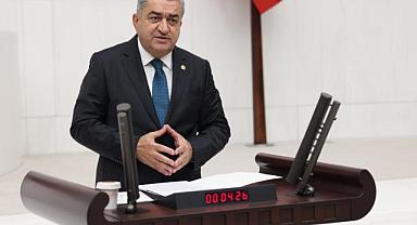 Serter: “Gençlerimizi bir kuru ekmeğe muhtaç ettiniz”